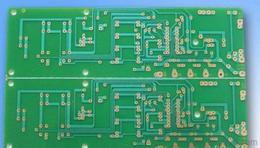 三防顯示屏供應(yīng)與采購指南 專注于FR-4玻纖線路板的應(yīng)用